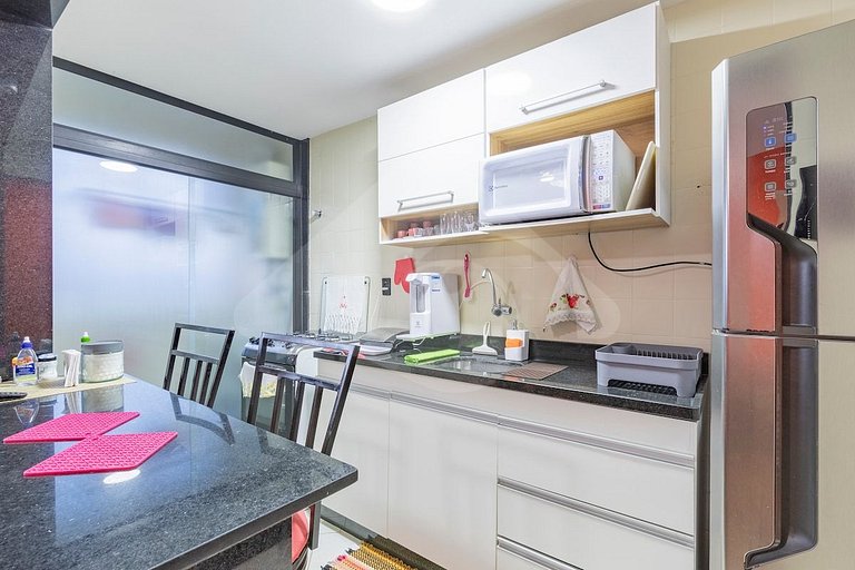 Cozy and renovated | Pool and sports court