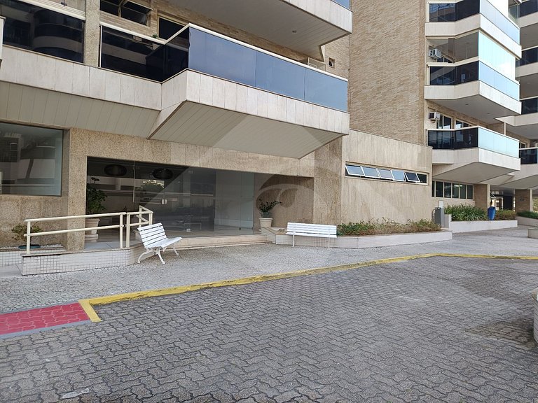 Em frente a Praia: Cobertura Duplex de Luxo com Espaço Gourm