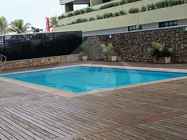 Beachfront: Luxury Duplex Penthouse with Gourmet Area in Bar