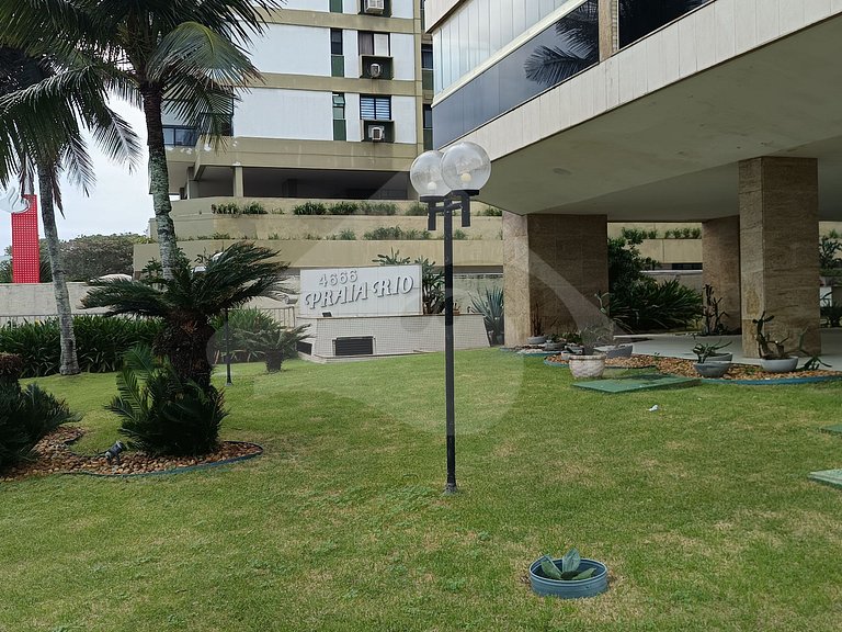 Vista da Praia: Cobertura com Espaço Gourmet
