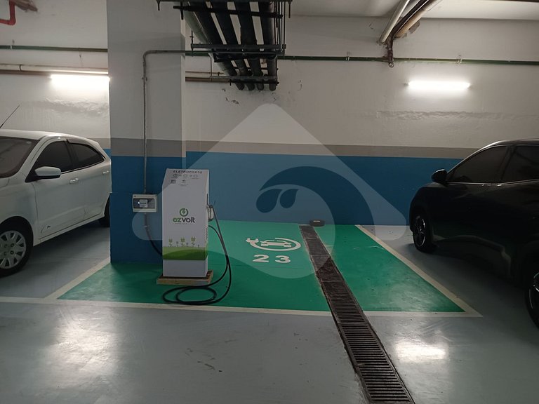 Beachfront: Luxury Duplex Penthouse with Gourmet Area in Bar