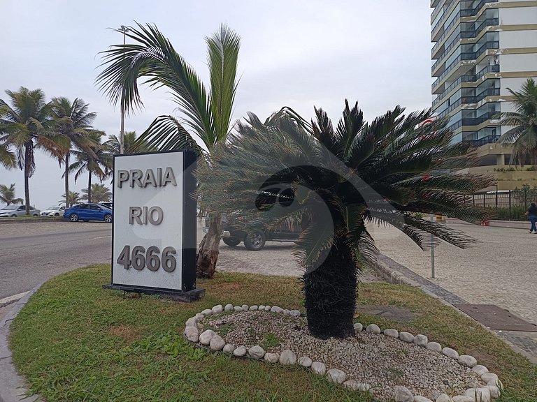 Em frente a Praia: Cobertura Duplex de Luxo com Espaço Gourm
