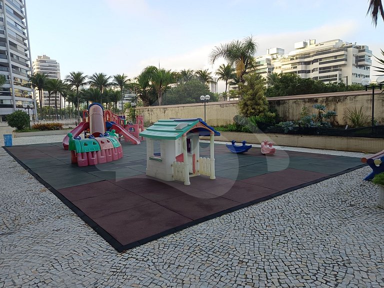 Em frente a Praia: Cobertura Duplex de Luxo com Espaço Gourm