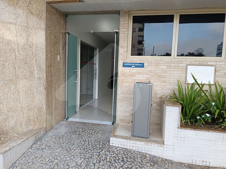 Em frente a Praia: Cobertura Duplex de Luxo com Espaço Gourm