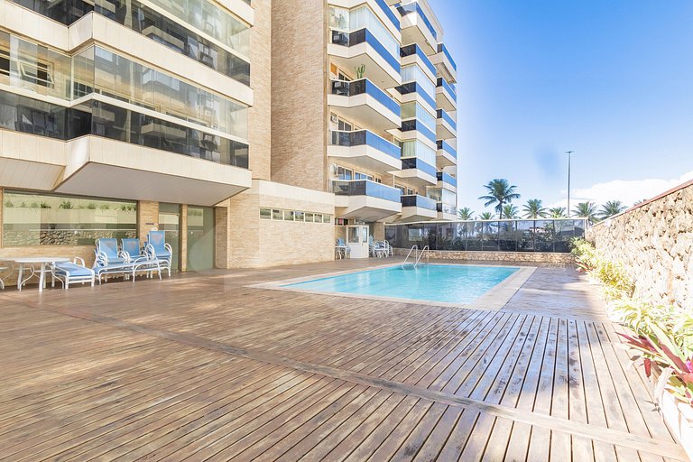 Vista da Praia: Duplex de Luxo com Espaço Gourmet