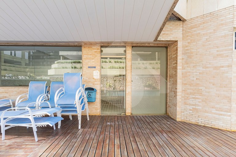Em frente a Praia: Cobertura Duplex de Luxo com Espaço Gourm