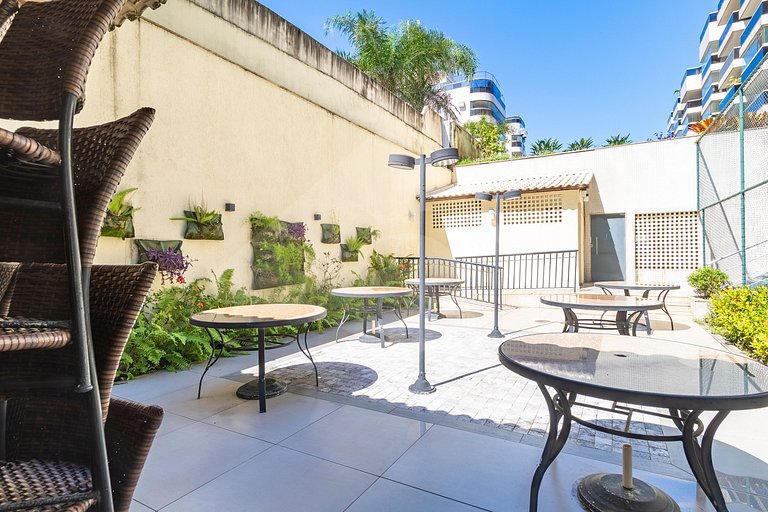 Beachfront: Luxury Duplex Penthouse with Gourmet Area in Bar