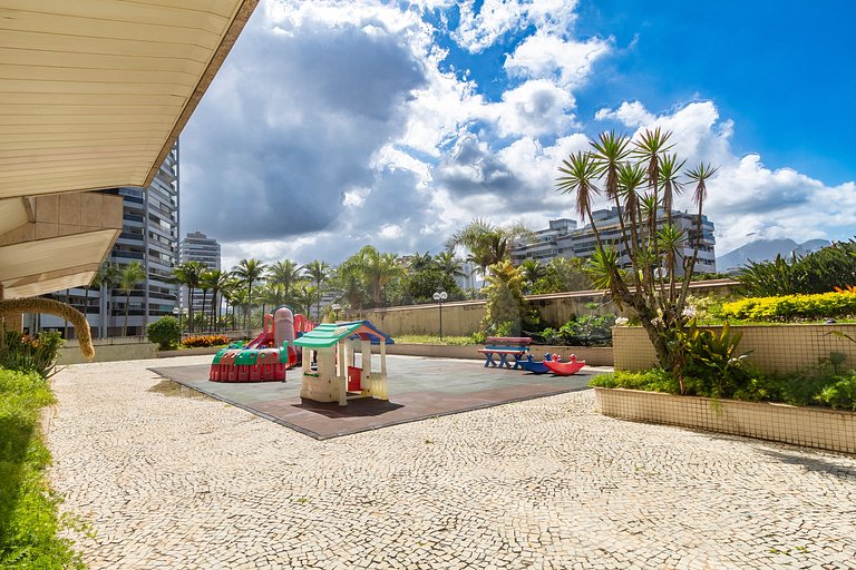 Em frente a Praia: Cobertura Duplex de Luxo com Espaço Gourm