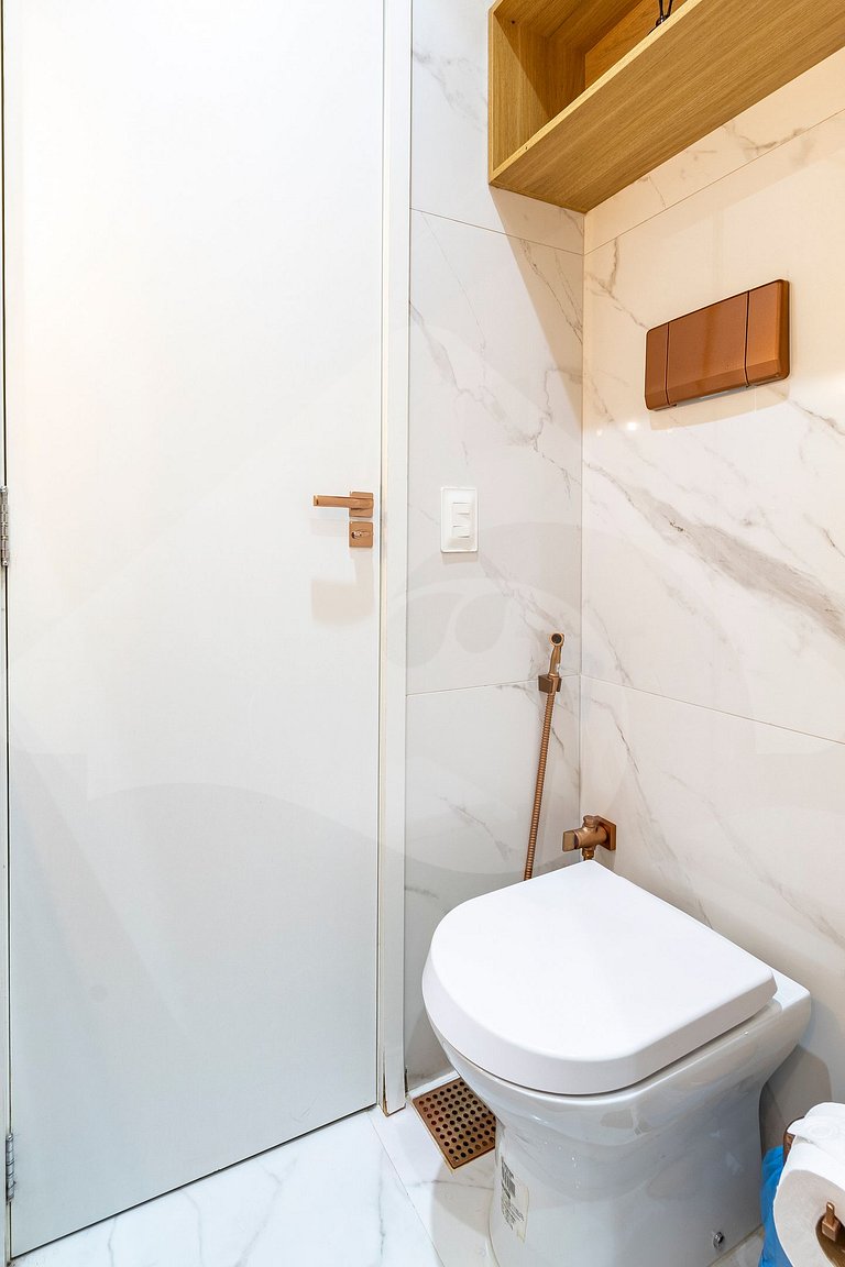 Modern, Renovated & Cozy | Walk Everywhere