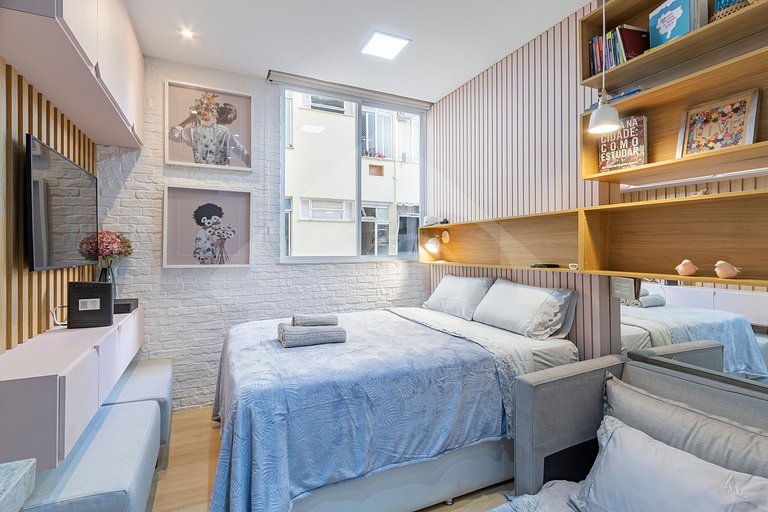 Modern, Renovated & Cozy | Walk Everywhere