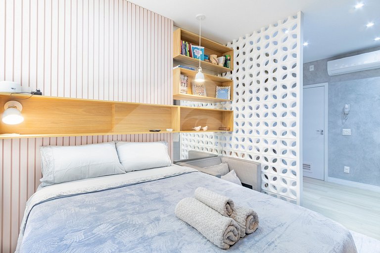 Modern, Renovated & Cozy | Walk Everywhere