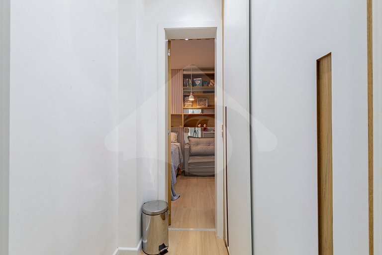 Modern, Renovated & Cozy | Walk Everywhere