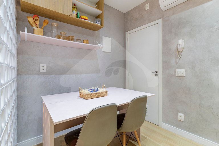 Modern, Renovated & Cozy | Walk Everywhere