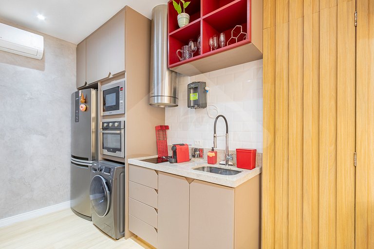Modern, Renovated & Cozy | Walk Everywhere