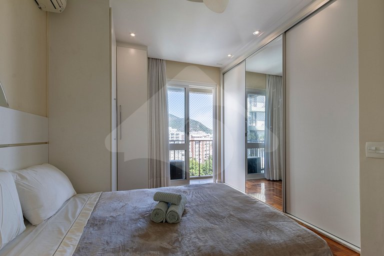 Fully equipped for your baby! Office and Garage