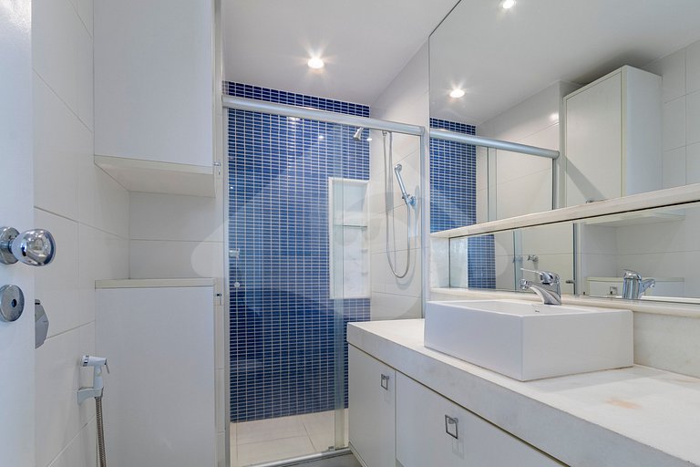 Fully equipped for your baby! Office and Garage