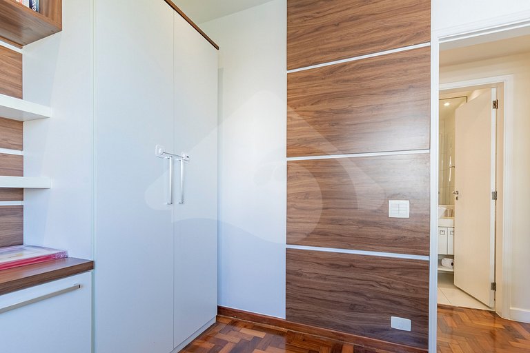 Fully equipped for your baby! Office and Garage