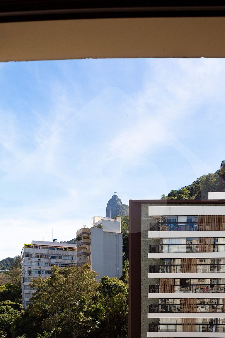 Fully equipped for your baby! Office and Garage