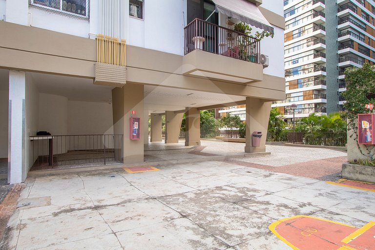 Todo equipado para seu bebê! Escritório e Garagem