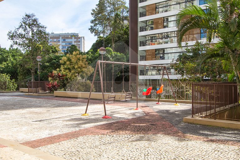 Todo equipado para seu bebê! Escritório e Garagem