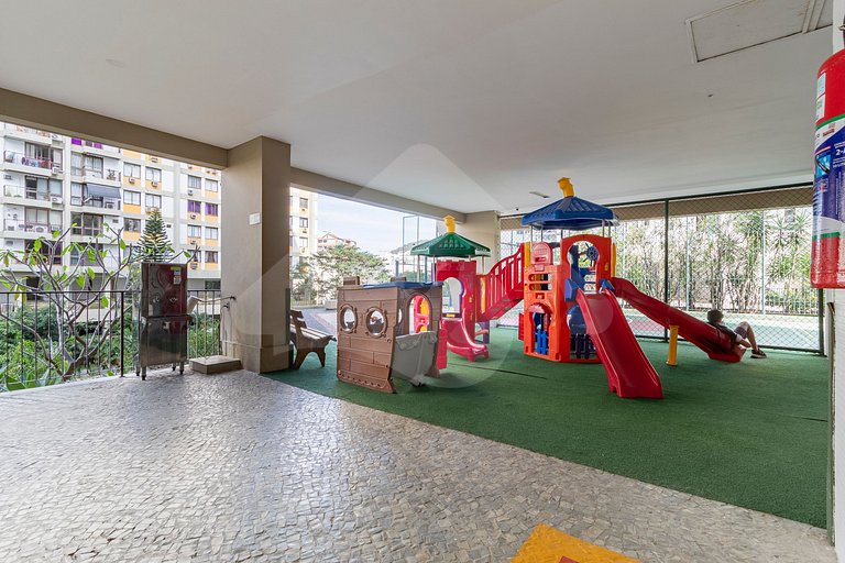 Todo equipado para seu bebê! Escritório e Garagem