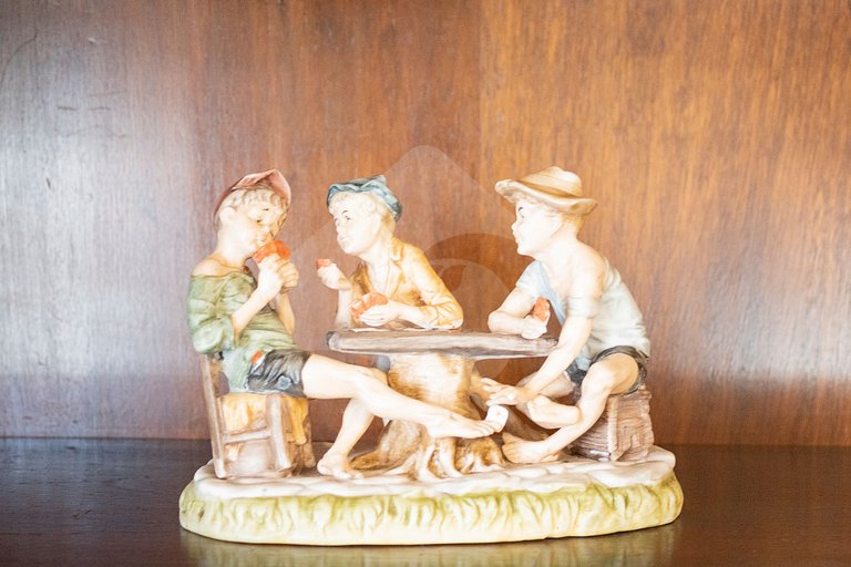 5 min to subway | Classic charm by beach