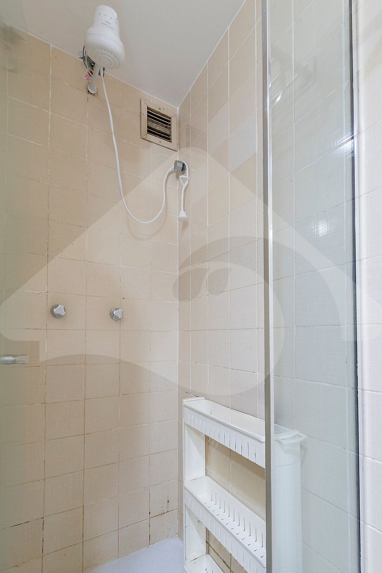 Copacabana Beach | Hotel Suite with Jacuzzi & Gym