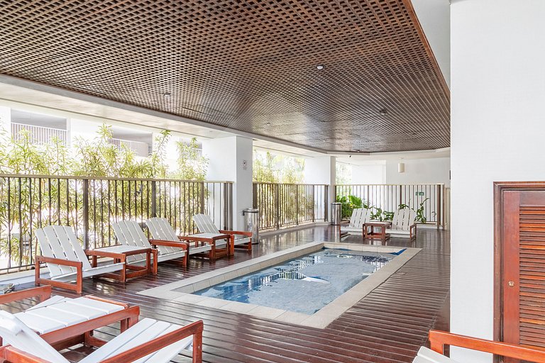 Copa Posto 4 | Suíte em Hotel c/ Hidro e Academia