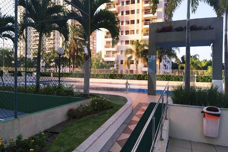 Linda Vista c/ Varanda e Banheira a 8 min da praia