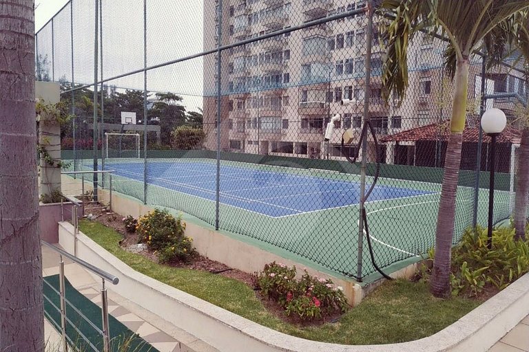 Linda Vista c/ Varanda e Banheira a 8 min da praia