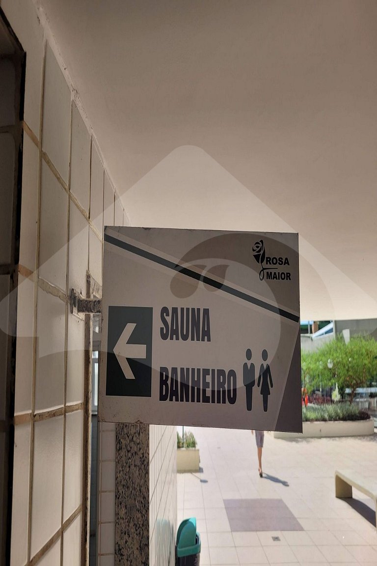 Linda Vista c/ Varanda e Banheira a 8 min da praia