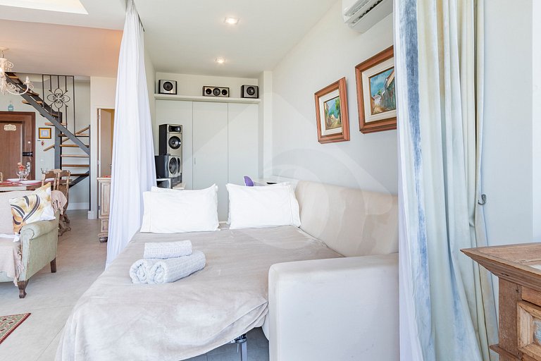 Cobertura Duplex: Praia a 10 min & Vista Incrível