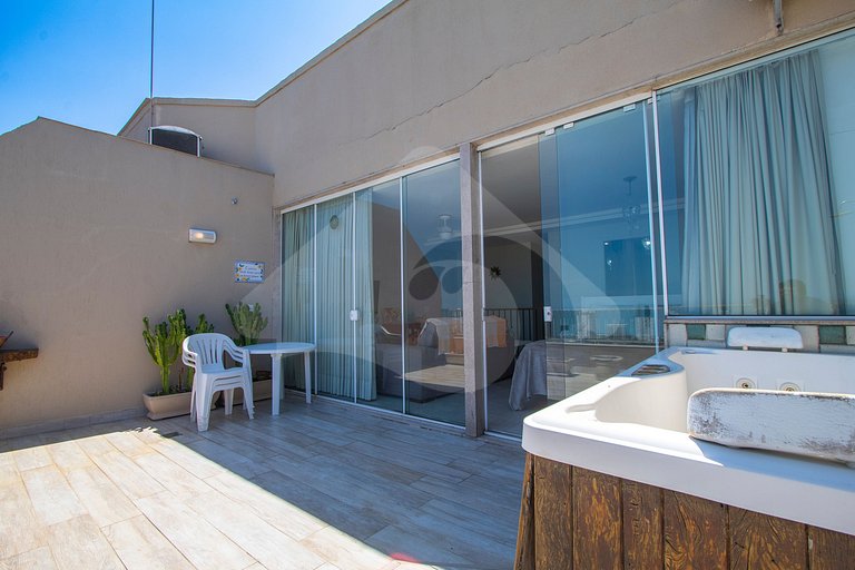 Cobertura Duplex: Praia a 10 min & Vista Incrível