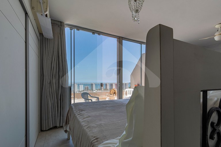 Penthouse Dúplex: Playa a 10 min & Vista Increíble