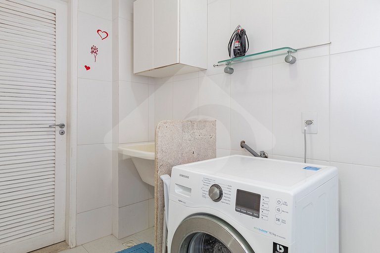 Cobertura Duplex: Praia a 10 min & Vista Incrível