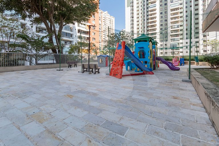 Cobertura Duplex: Praia a 10 min & Vista Incrível