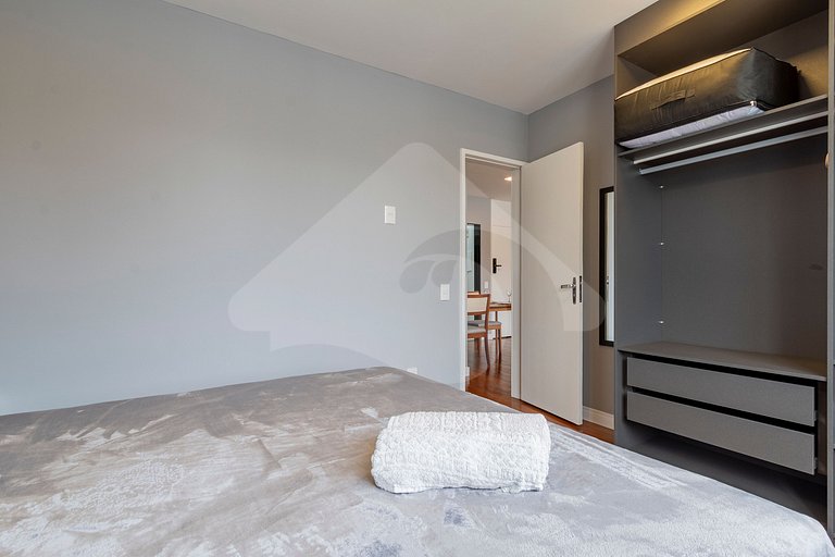 5-min walk to Leblon beach | Comfort and style