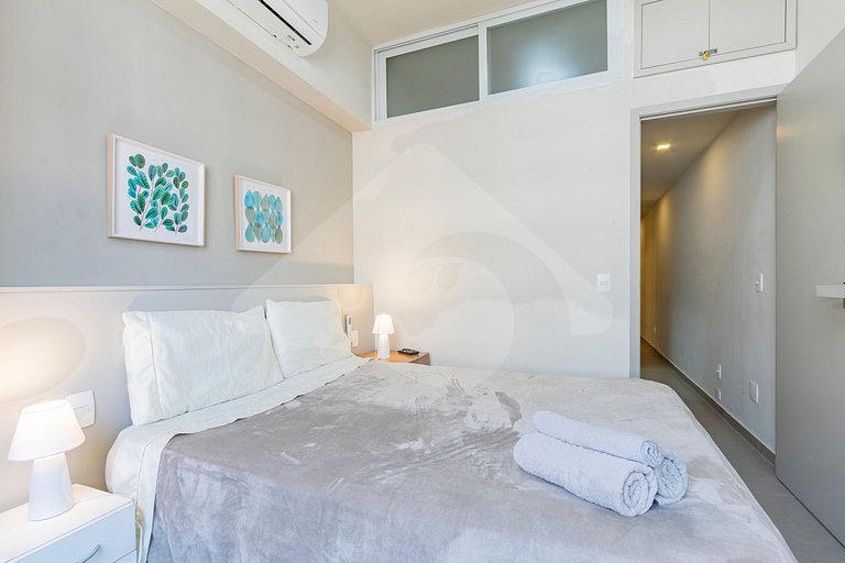 2-min walk from Copacabana beach |Cozy & Renovated