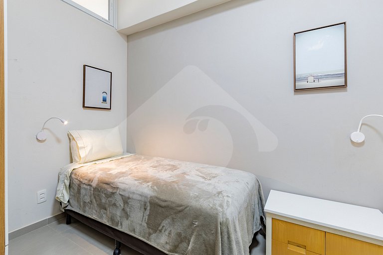 2-min walk from Copacabana beach |Cozy & Renovated