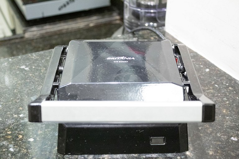 2-min walk from Copacabana beach |Cozy & Renovated