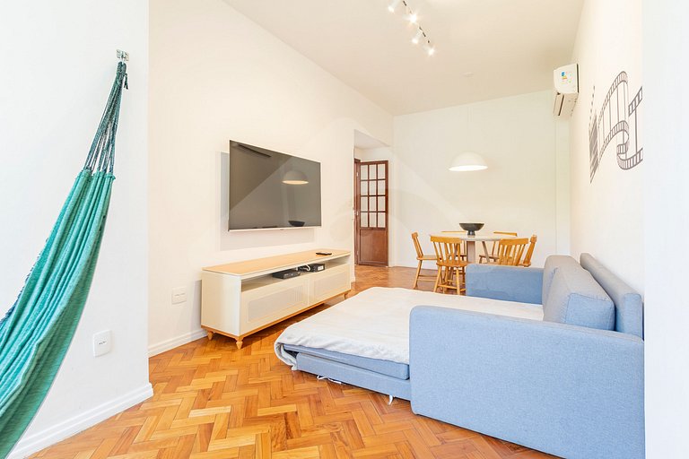 Steps from Ipanema & Arpoador Beach | Renovated