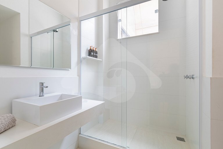 Steps from Ipanema & Arpoador Beach | Renovated