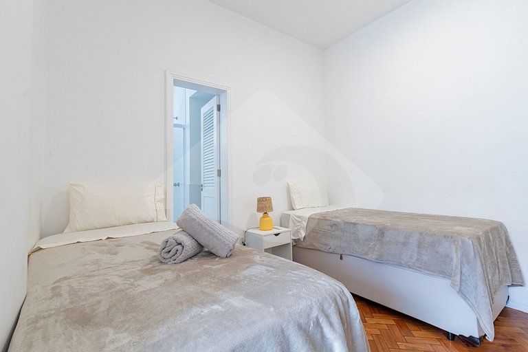 Steps from Ipanema & Arpoador Beach | Renovated