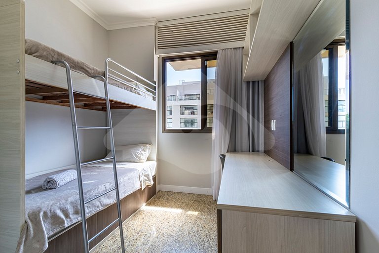 Seu refúgio entre Copa e Ipanema com vista única.