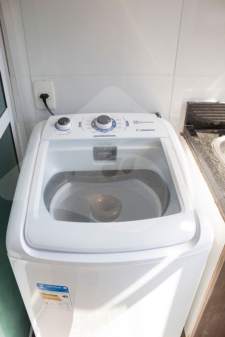 Retreat between Copa & Ipanema, unique view