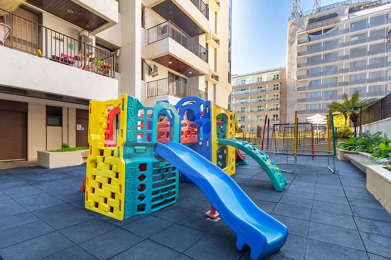 Seu refúgio entre Copa e Ipanema com vista única.