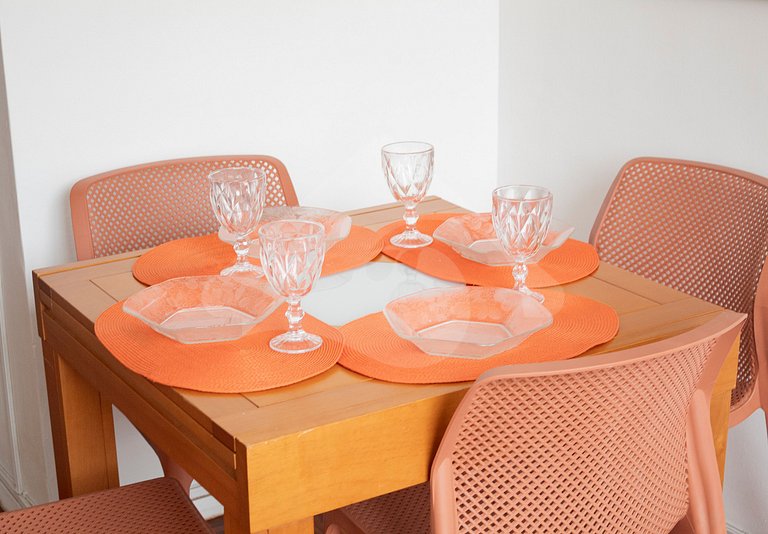 Apê perto da Selarón e Metrô |Compacto & Funcional