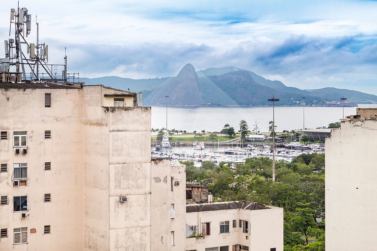 Apê perto da Selarón e Metrô |Compacto & Funcional