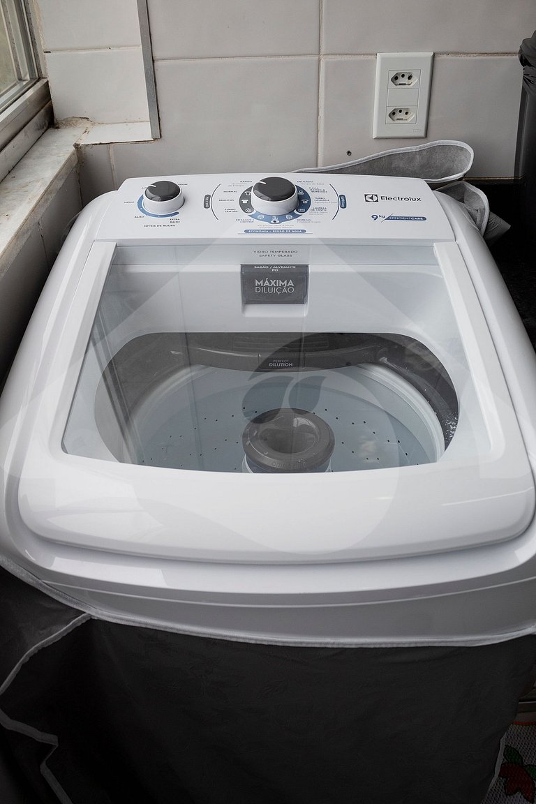 Apê perto da Selarón e Metrô |Compacto & Funcional