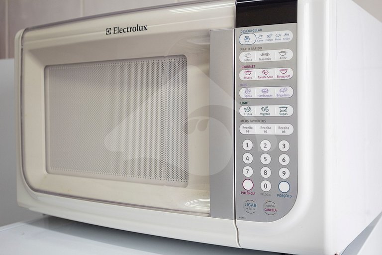 Apê perto da Selarón e Metrô |Compacto & Funcional